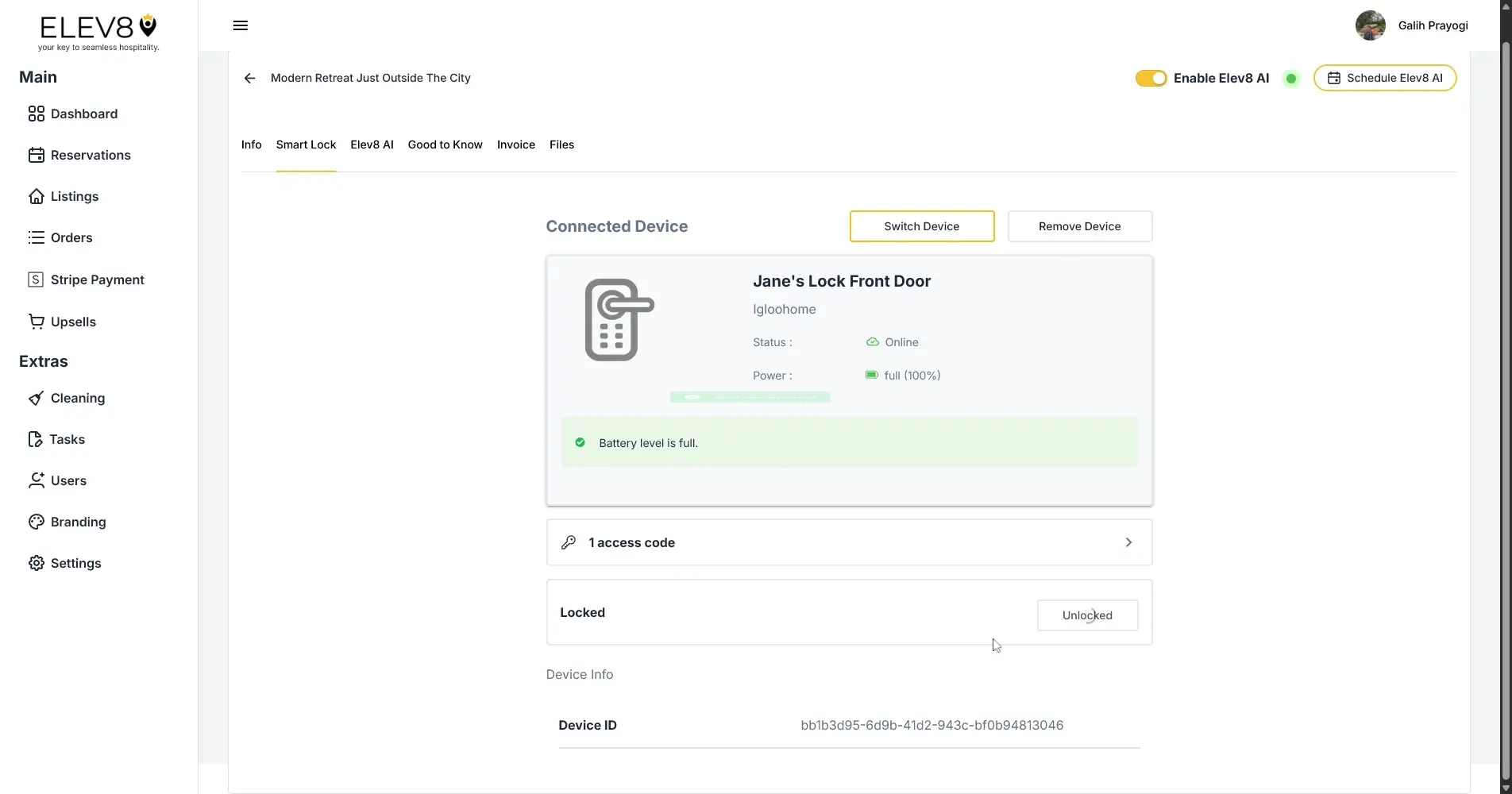 ELEV8 platform Smart Lock settings for Modern Retreat Just Outside The City, showing device status and options.
