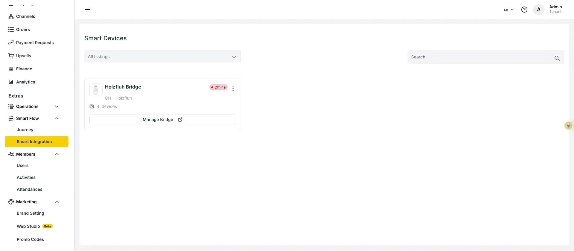 The user is on the "Smart Integration" page, viewing "Smart Devices". A "Holzfluh Bridge" is listed, showing it is offline and connected to 4 devices. The user can manage the bridge or search for other devices.